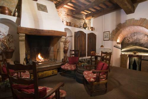 Hotel Castello Di Proceno Albergo Diffuso In Dimora D'epoca
