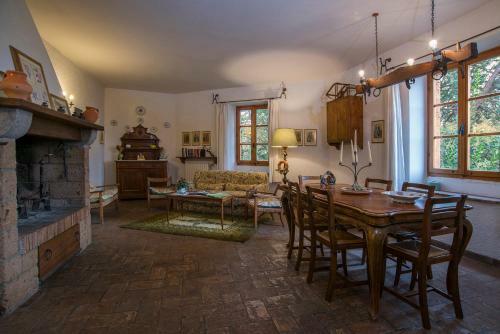 Hotel Castello Di Proceno Albergo Diffuso In Dimora D'epoca