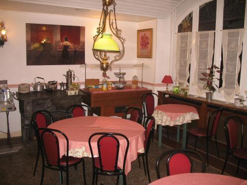 Hotel Auberge Du Val Des Bois