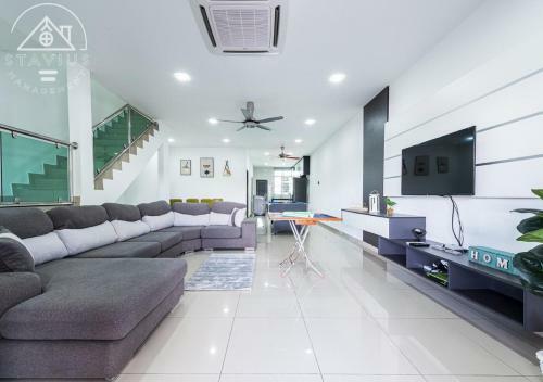 Port Dickson 14pax 4br Double Storey House
