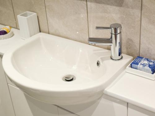 Pass The Keys Stunning Beach Front Luxury Apartment With Balcony