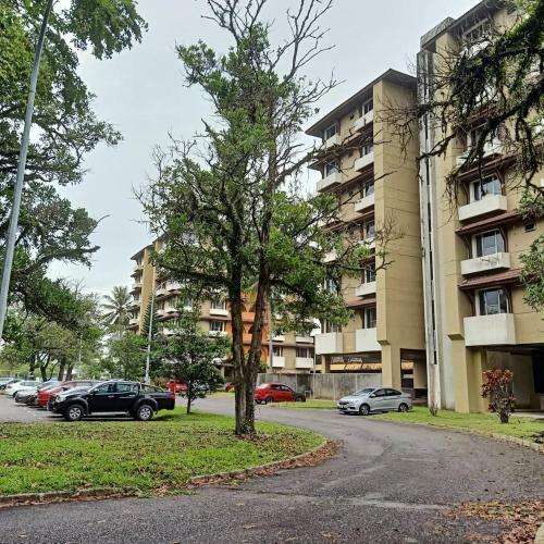 Famisa Eastern Gold Service Apartment