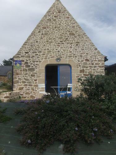 Hostal Les Chambres De La Marotte