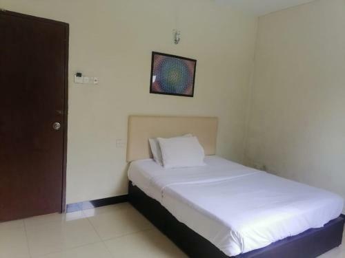 Oyo 90392 Pulai City Hotel