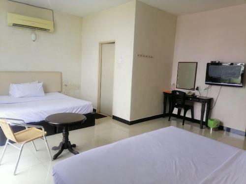 Oyo 90392 Pulai City Hotel