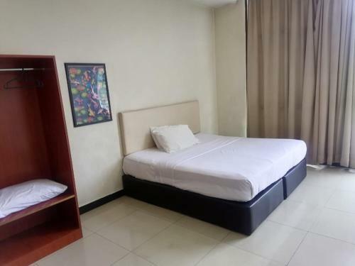 Oyo 90392 Pulai City Hotel