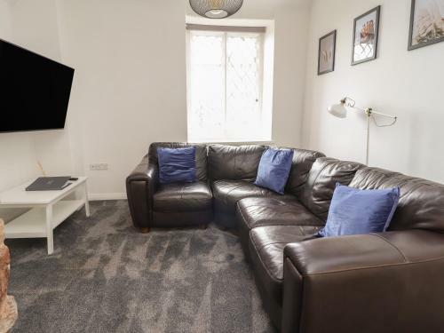 Apartment 10