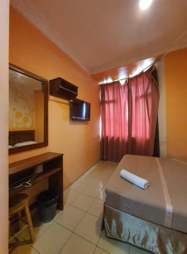 Highway Budget Hotel