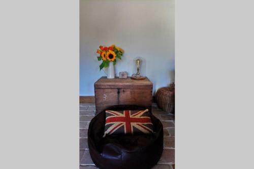 The Dovecote - Unique Self-contained 1bed Renovated Barn