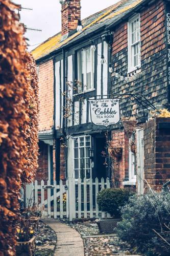 *new* Noel Cottage ?a Romantic Quirky Little Gem?