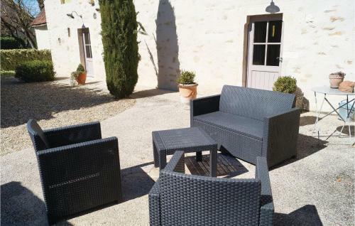 Holiday Home Ruffey Les Beaune Qr-1406
