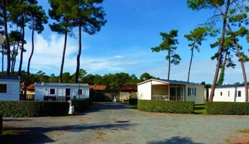 Camping Club Sous Les Pins