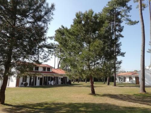Camping Club Sous Les Pins