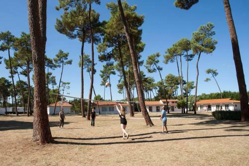 Camping Club Sous Les Pins