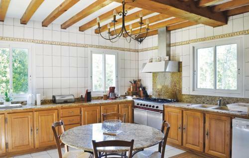 Holiday Home Cubjac M-572