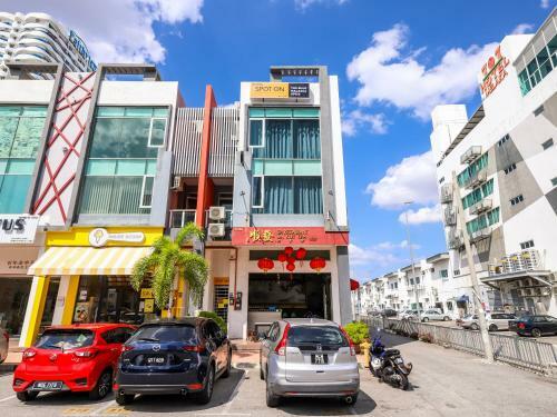 Hotel Spot On 89956 The Blue Malacca