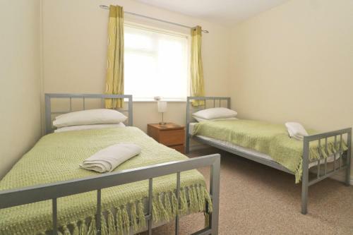7 Bays For 7 Days! Spacious Bungalow Near 7 Beaches