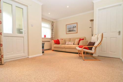 7 Bays For 7 Days! Spacious Bungalow Near 7 Beaches