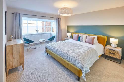 Host & Stay - 'salty' Seaview