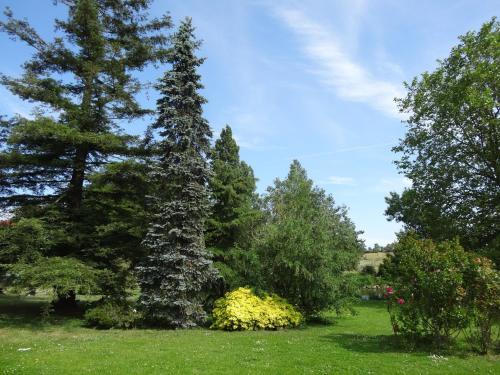 Au Bas Chalonge Gite Le Four � Pain