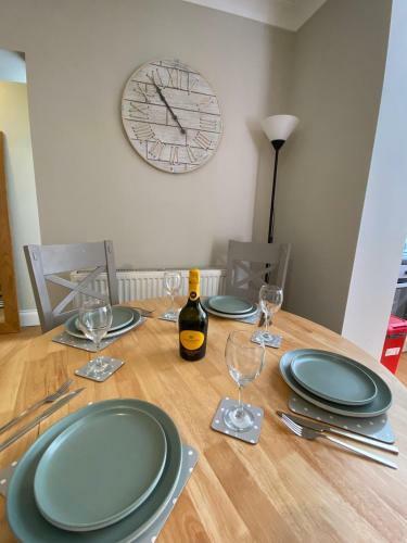 Sandown Seaside Apartment Ground Floor