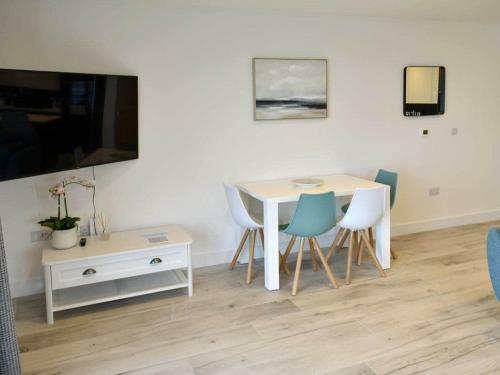 Royal Cliff Luxury Apartments - The Bay