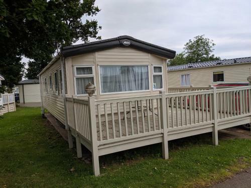 4 Berth Static Home