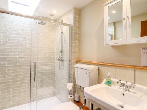 Courtyard Cottage, Poplar Farm Barn