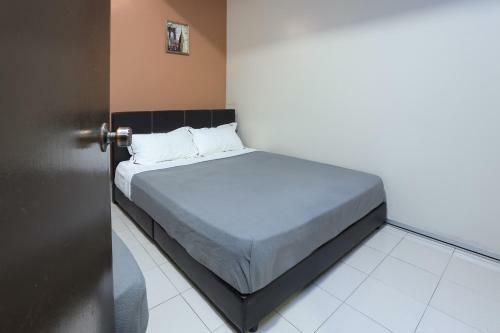 Oyo Home 90244 Dkeris 2bhk Apartment