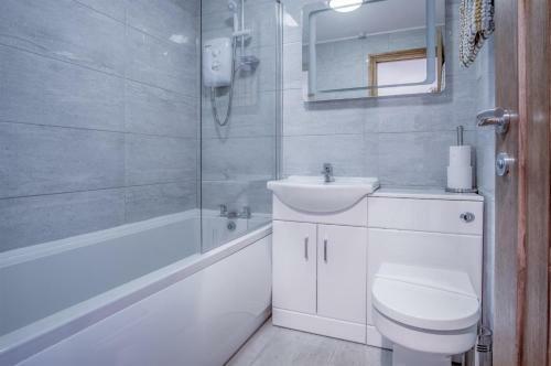 Ocean View - 1 Bedroom Apartment - Saundersfoot