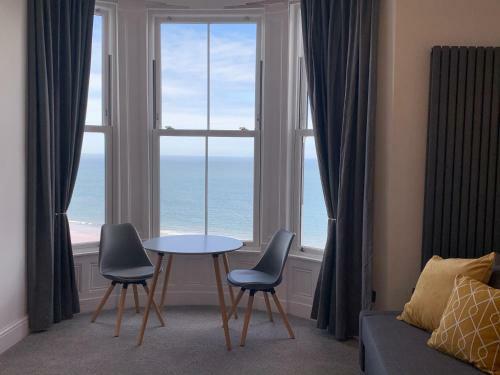 The Marlborough Sea View Holiday Apartments