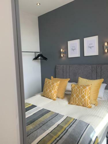 The Marlborough Sea View Holiday Apartments