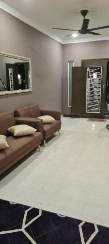I - Laksamana Homestay
