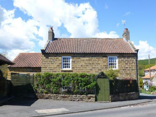 1 Church Cottages