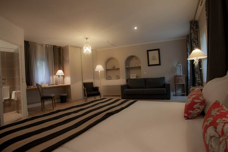 Hotel Domaine De Valmont