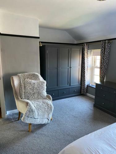 Yorkshire Coast, Three Bed Cottage, Parking Garden