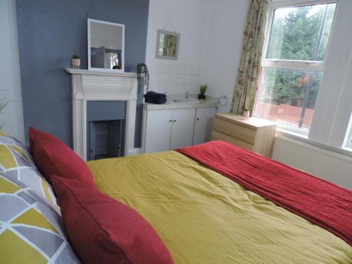 Palmerston House, 5 Bed Sleeps 12