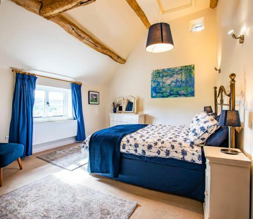 Fabulous Listed Barn With The Best Valley View