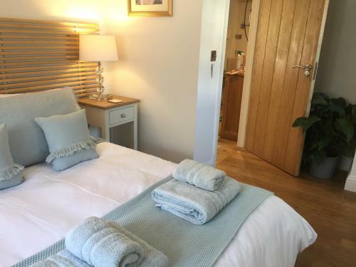 Apartamento The Courtyard-boutique Style 10 Min Walk To Beach