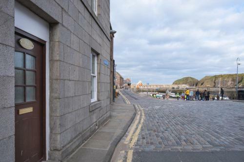 Stonehaven Ground Floor Home With A Spectacular Harbour View.