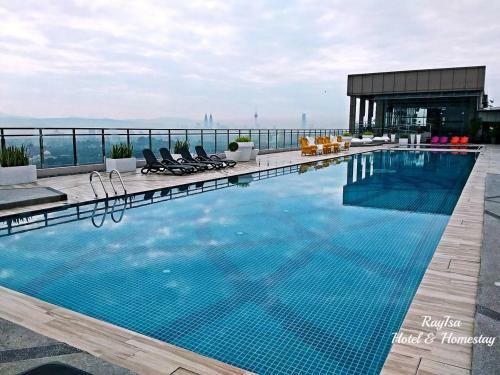 Apartamento Spacious Designer Suite 2-7pax At Kl City