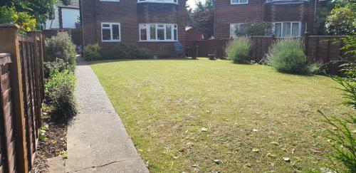 Apartamento 2 Bedroom Ground Floor Maisonnette With Garden