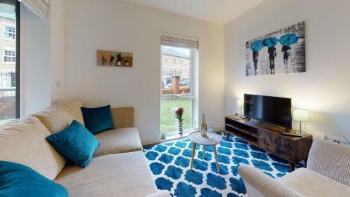 Luxury 2 Bed Apartment With Parking Near London