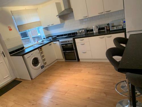 Wharncliffe House - Workstays Company Uk