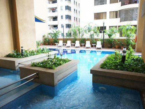 Hotel Hauzz Seri Bukit Ceylon Residence