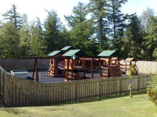 Aintree Lodge - Hot Tub - Northumberland