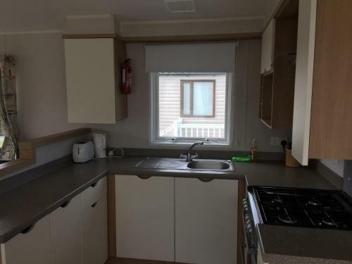 3 Bedroom 2 Bathroom Prestige Caravan Presthaven Sands