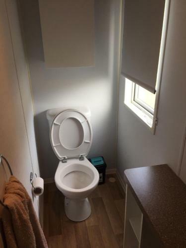 3 Bedroom 2 Bathroom Prestige Caravan Presthaven Sands