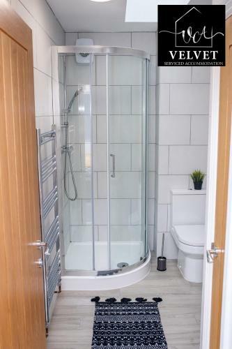 1 Bed Luxury Apartment, Free Parking,free Wifi