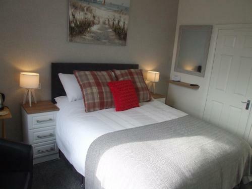 Hostal Coach Guest House